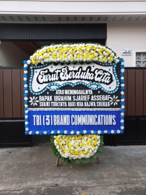 Papan Bunga Duka di Losung